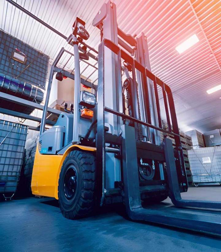 Location de chariots élévateurs robustes et performants