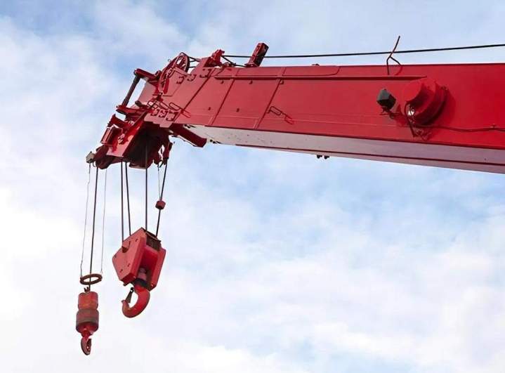 Grue de manutention Estivareilles