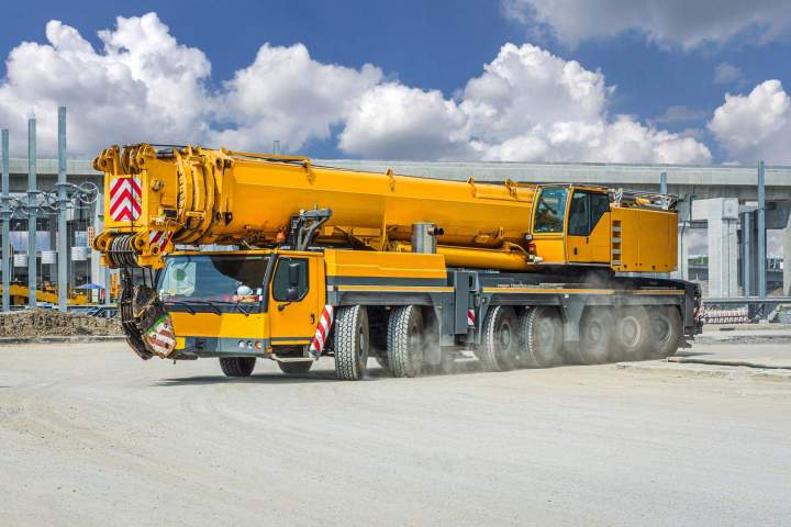 Grue mobile pour manutention lourde Estivareilles